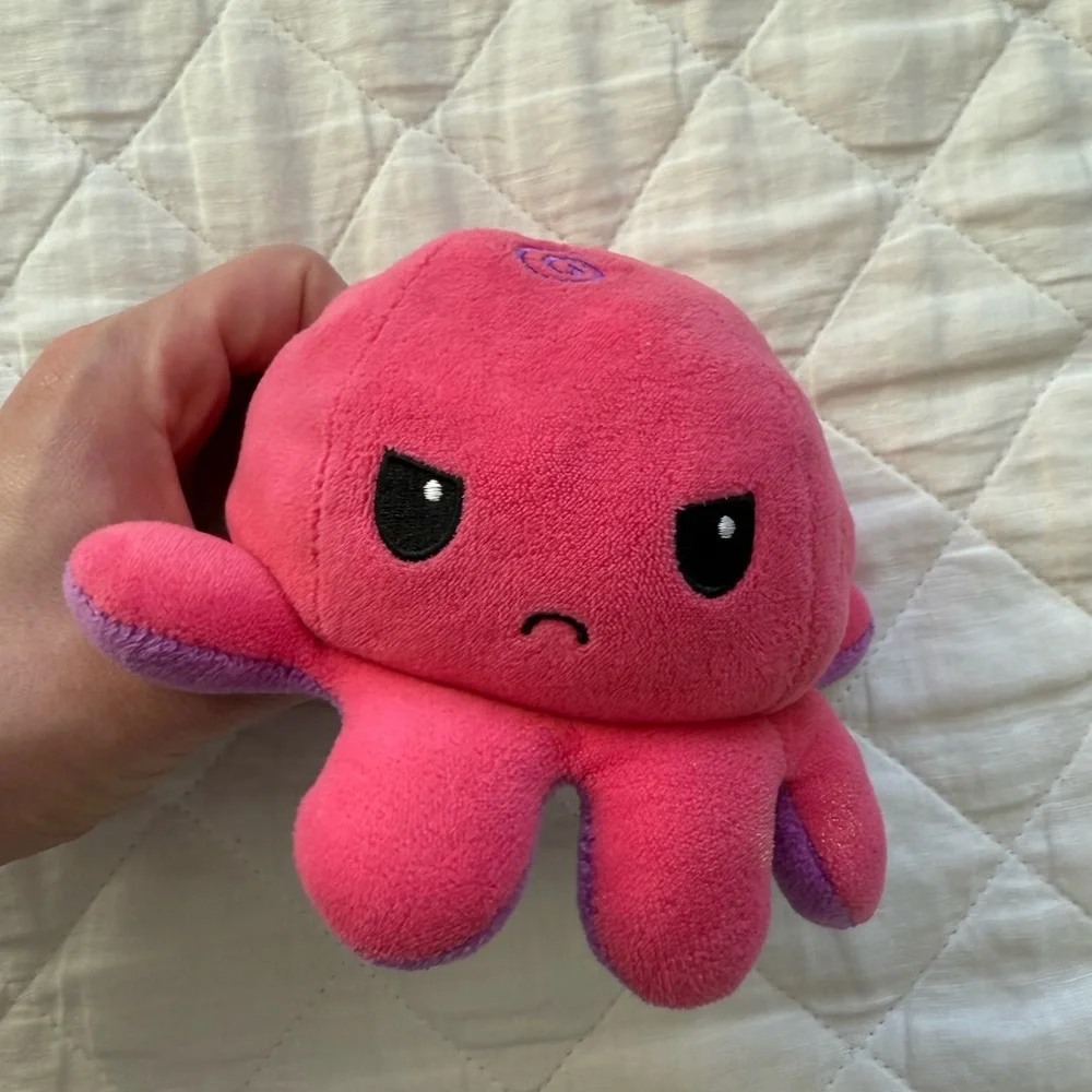 TeeTurtle Reversible Octopus - Picture 2 of 5
